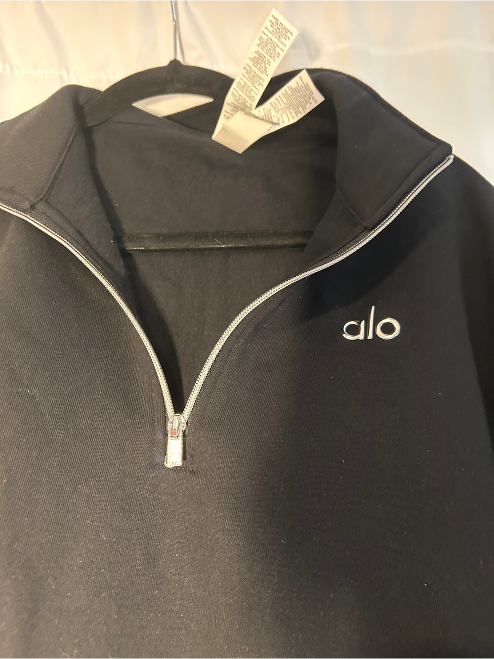 Alo Yoga Black Half Zip Pullover Sweatshirt Oversized Small NWT - Picture 3 of 9